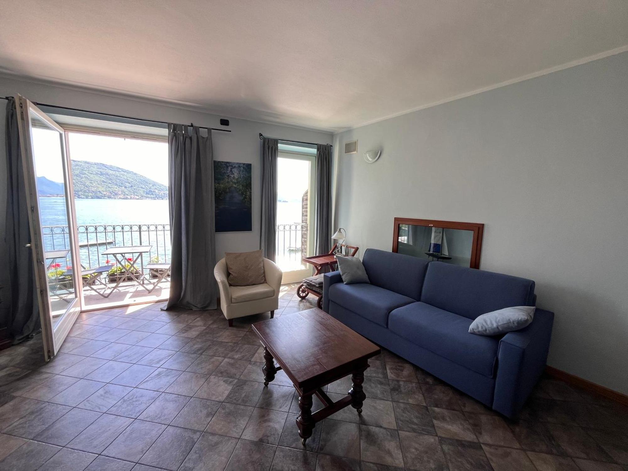 Appartamento Il Porto Baveno Luaran gambar