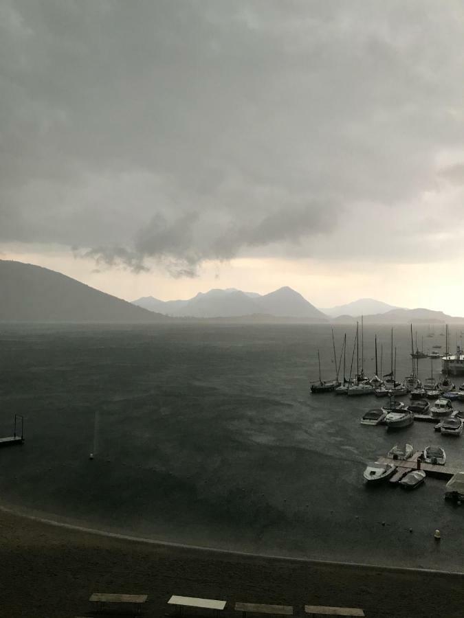 Appartamento Il Porto Baveno Luaran gambar